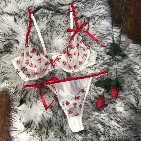 Warner's Other - Vintage Warner’s Bra & Panty Set